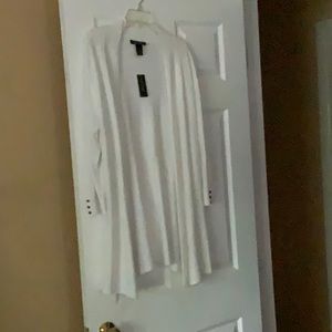 WHBM OPEN SWEATER WHITE NEW WITH TAG